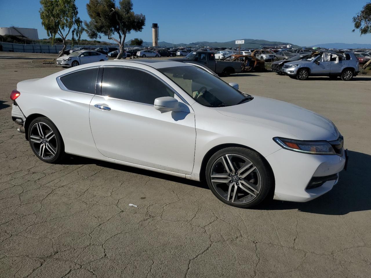 2016 HONDA ACCORD TOU - Image 4