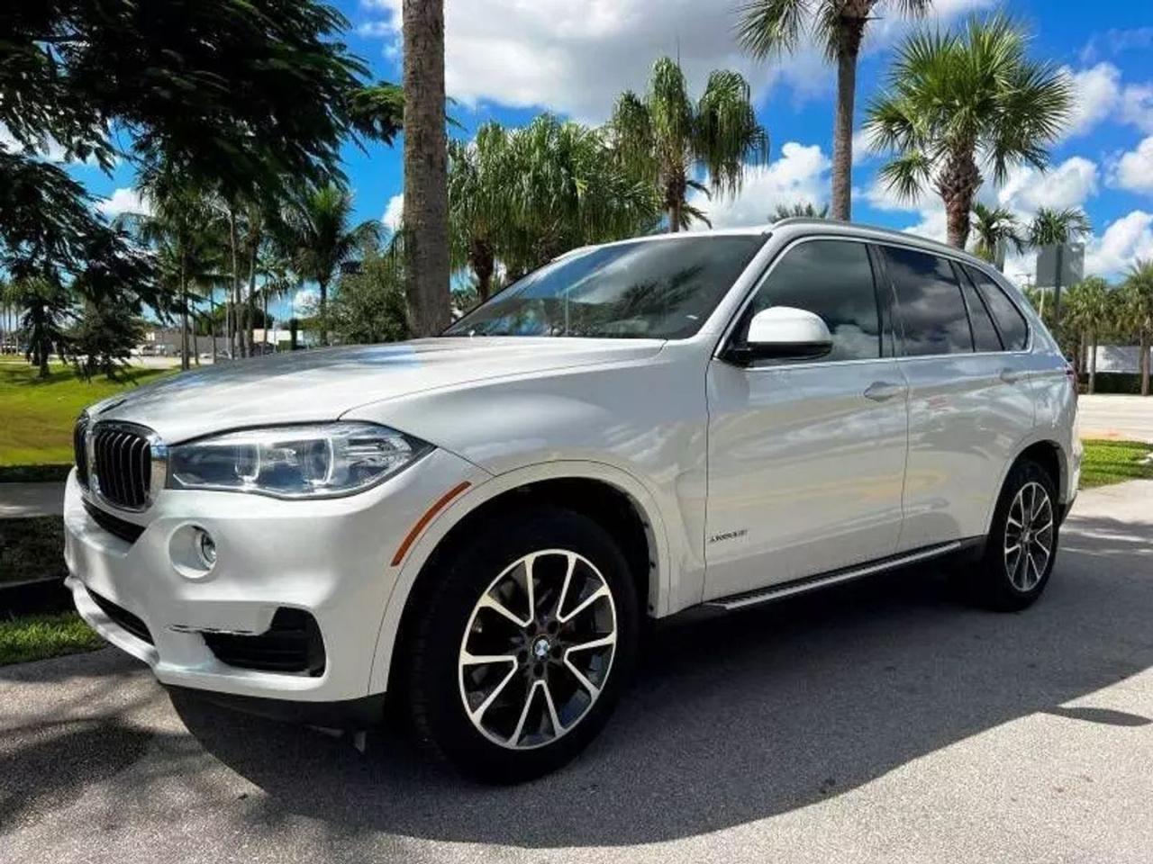 2017 BMW X5 XDRIVE3 - Image 2
