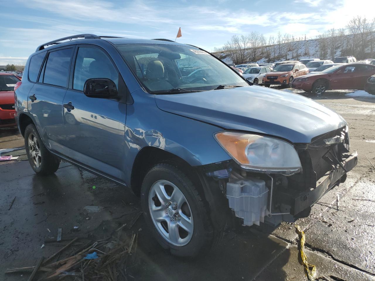 2011 TOYOTA RAV4 - Фото 4