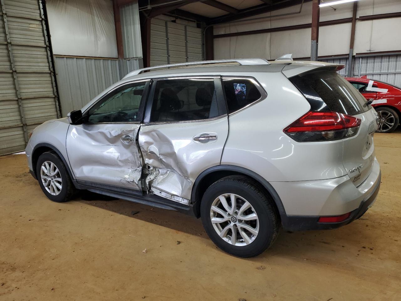 2017 NISSAN ROGUE S - Фото 2