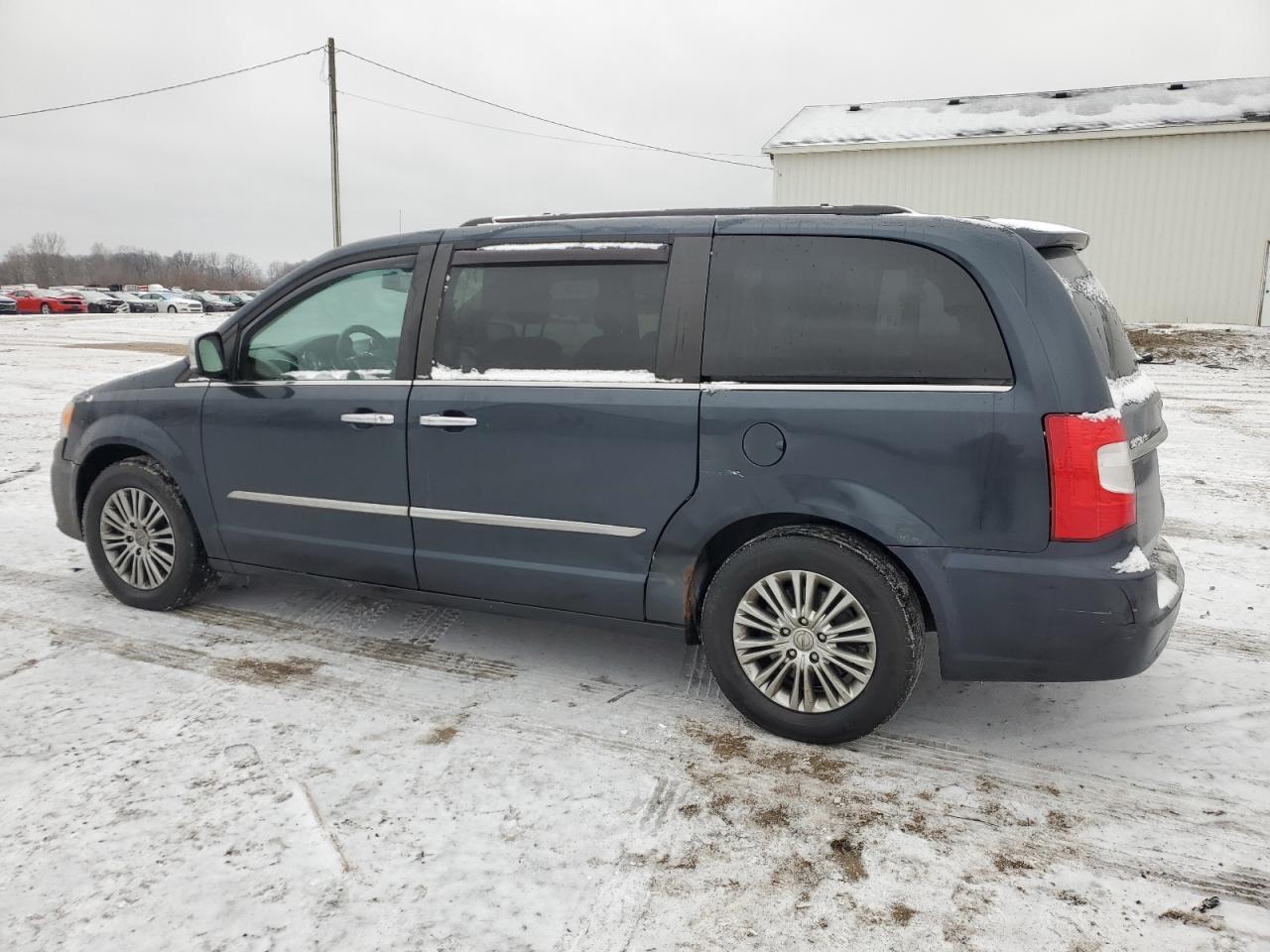2014 CHRYSLER TOWN & COU - Фото 2