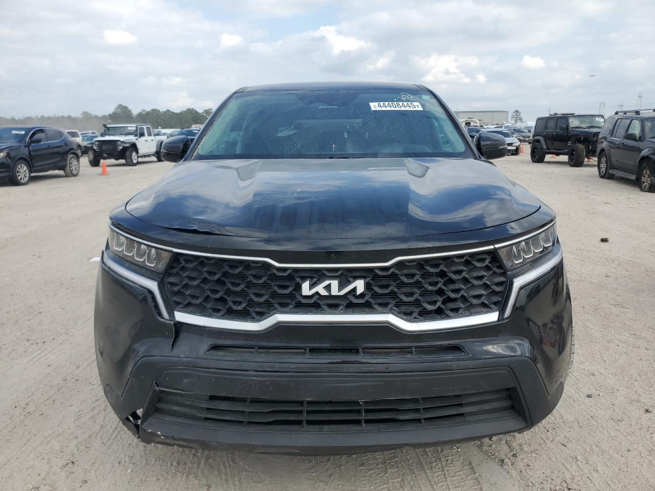 2023 KIA SORENTO LX - Image 5