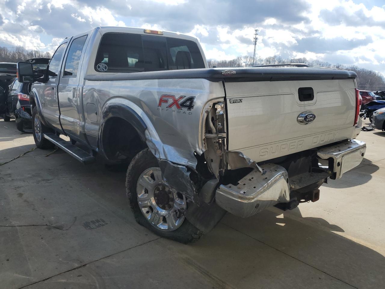 2015 FORD F250 SUPER - Image 2