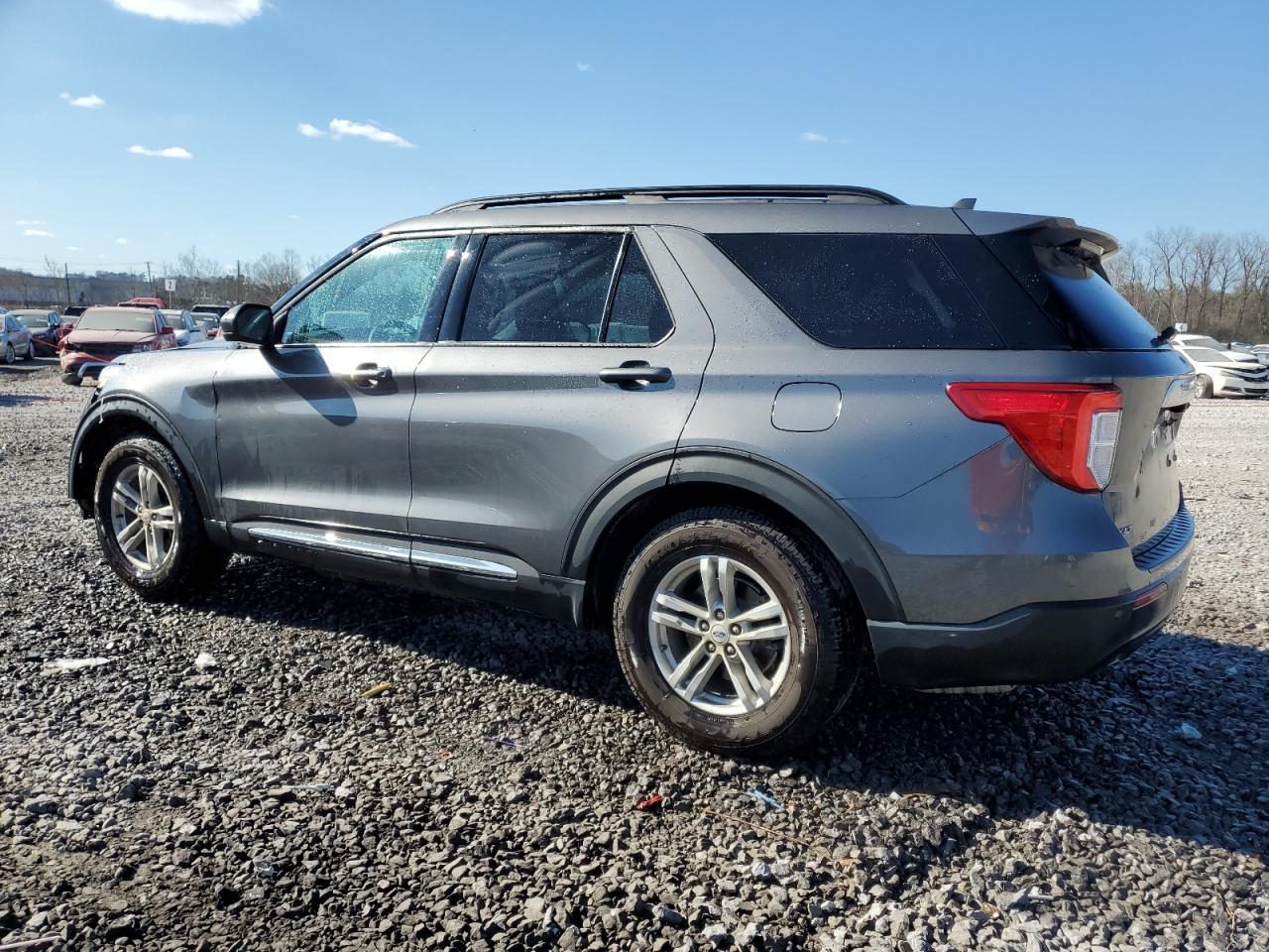 2022 FORD EXPLORER X - Фото 2