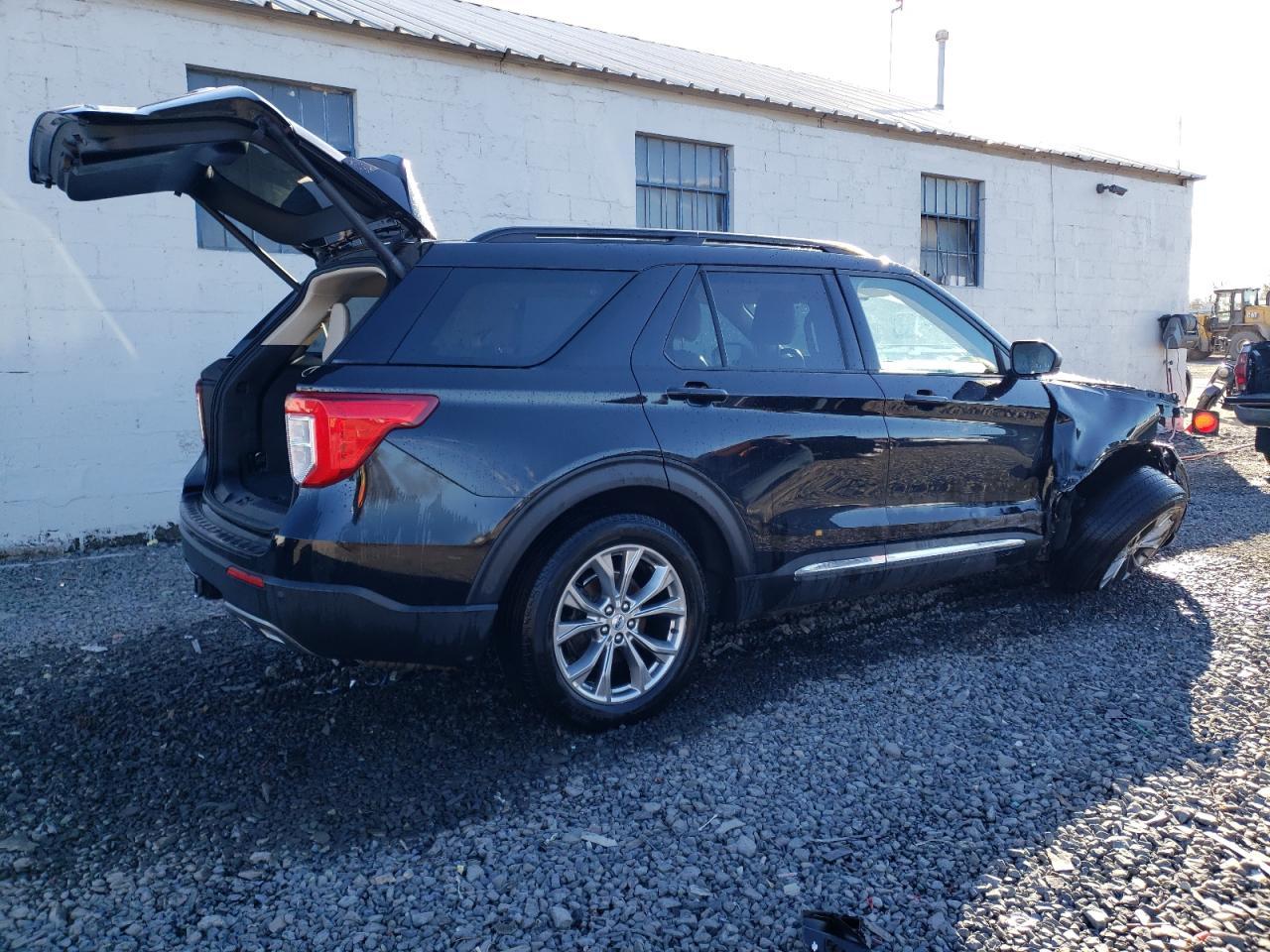 2022 FORD EXPLORER X - Фото 3