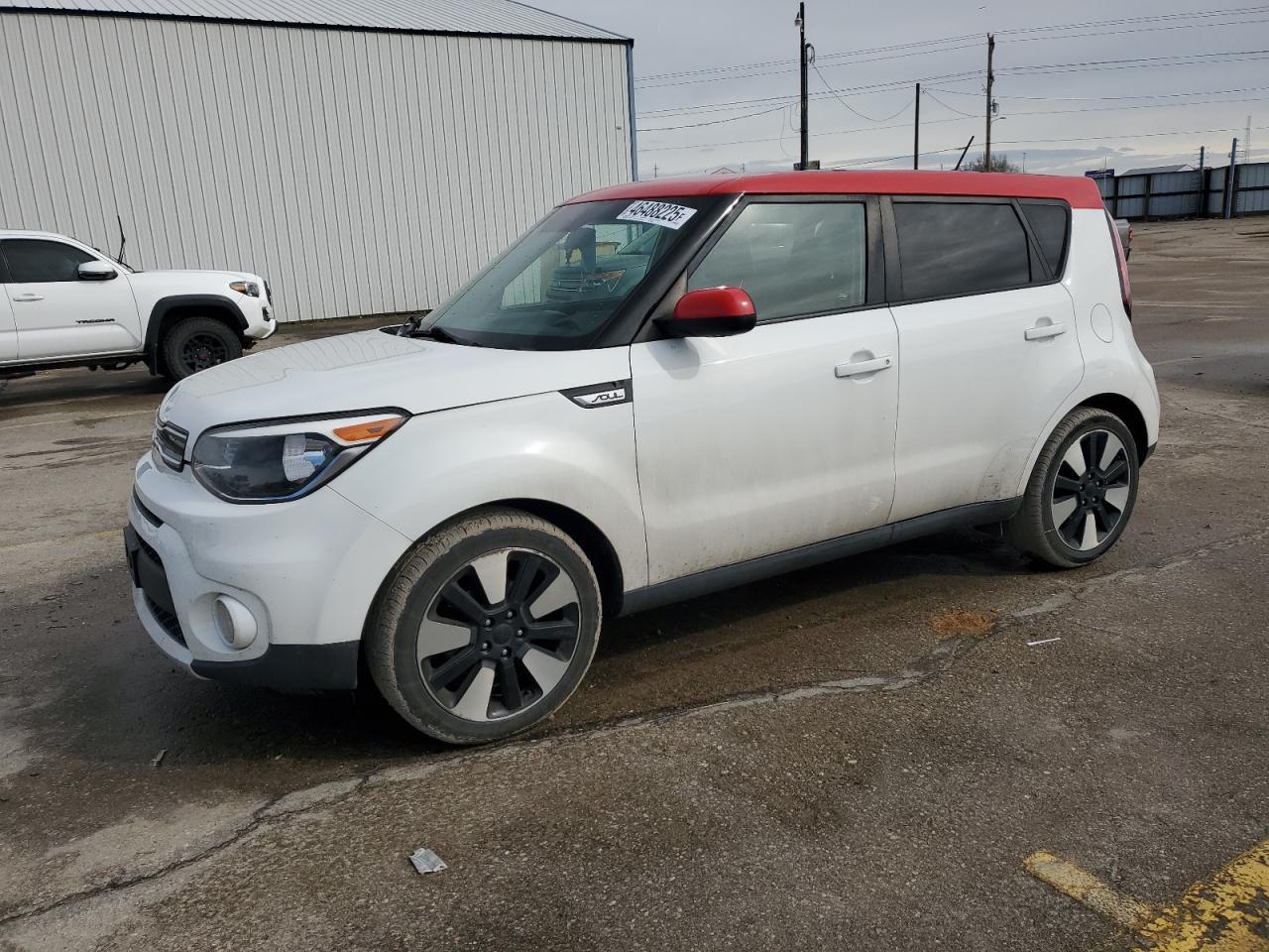 2017 KIA SOUL +