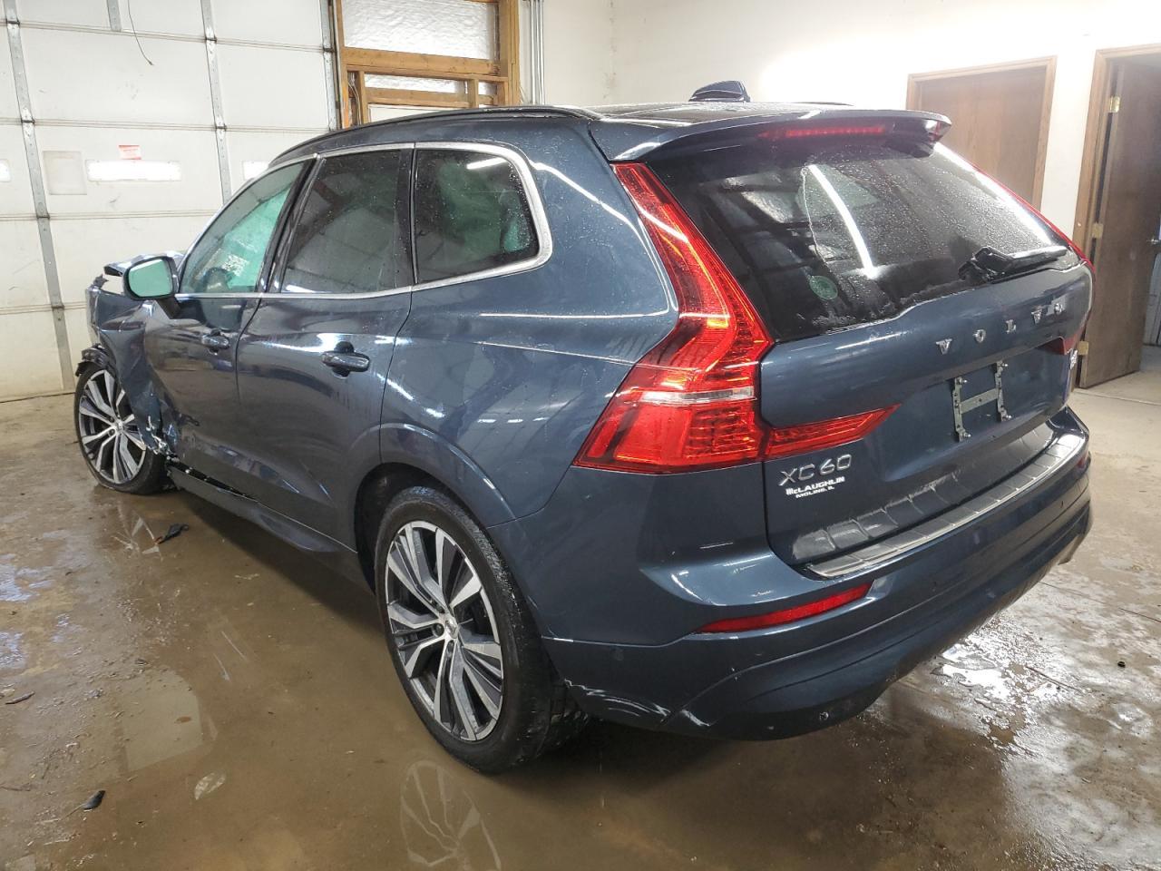 2022 VOLVO XC60 B5 MO - Фото 2