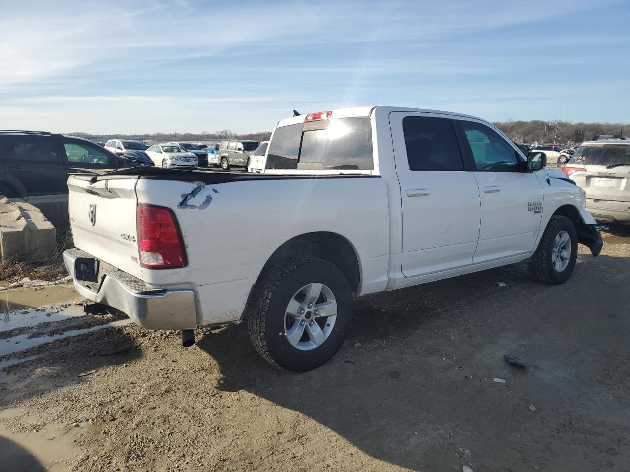 2019 RAM 1500 CLASS - Image 3