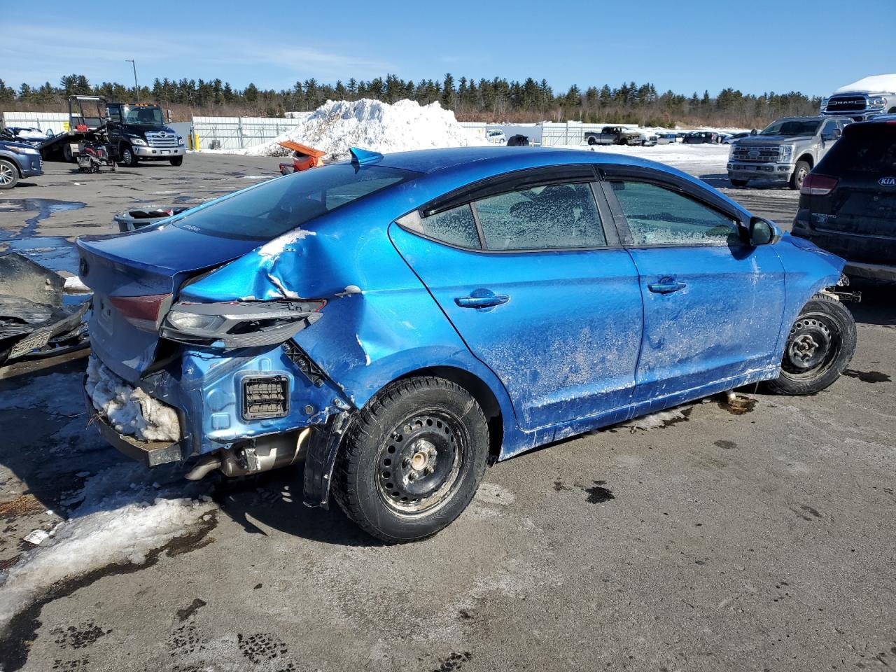 2017 HYUNDAI ELANTRA SE - Фото 3