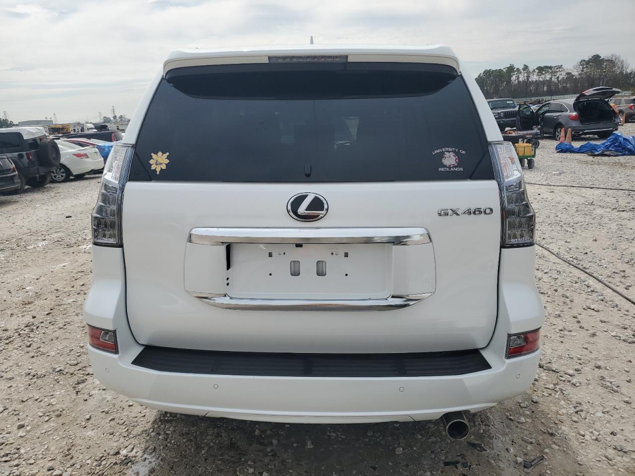 2022 LEXUS GX 460 - Image 6