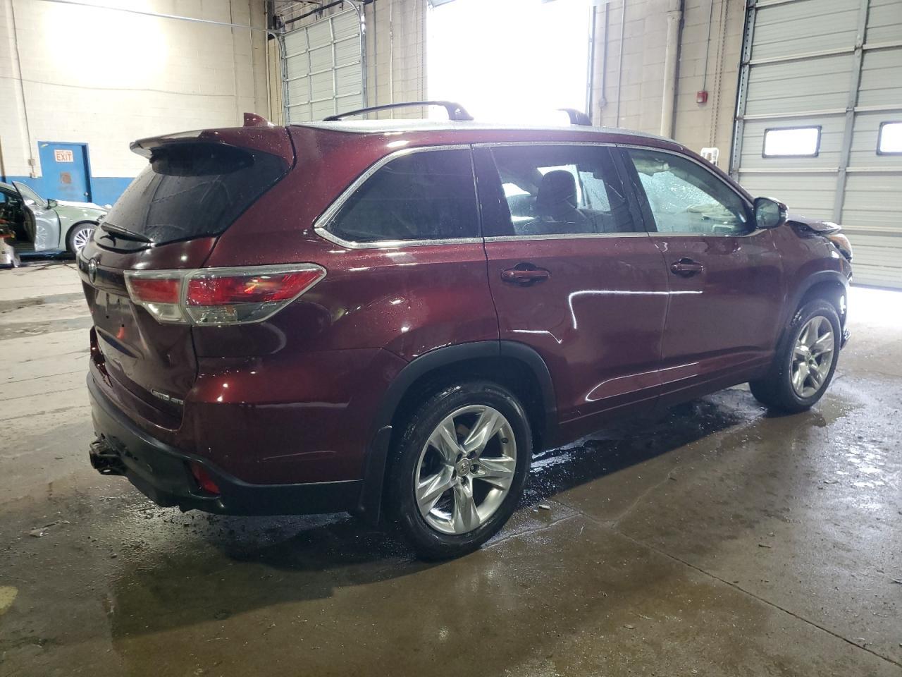 2015 TOYOTA HIGHLANDER - Image 3