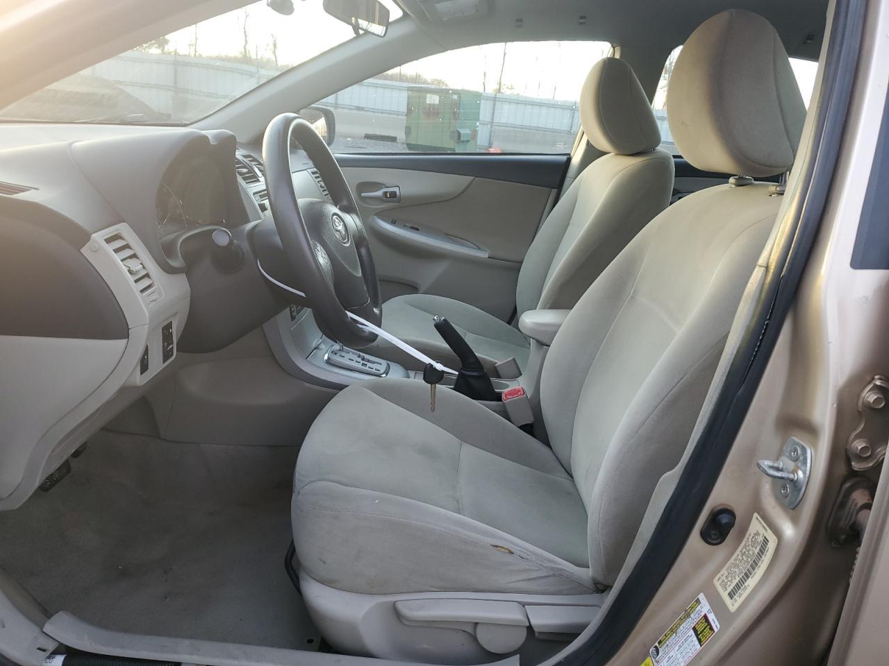 2013 TOYOTA COROLLA BA - Image 7