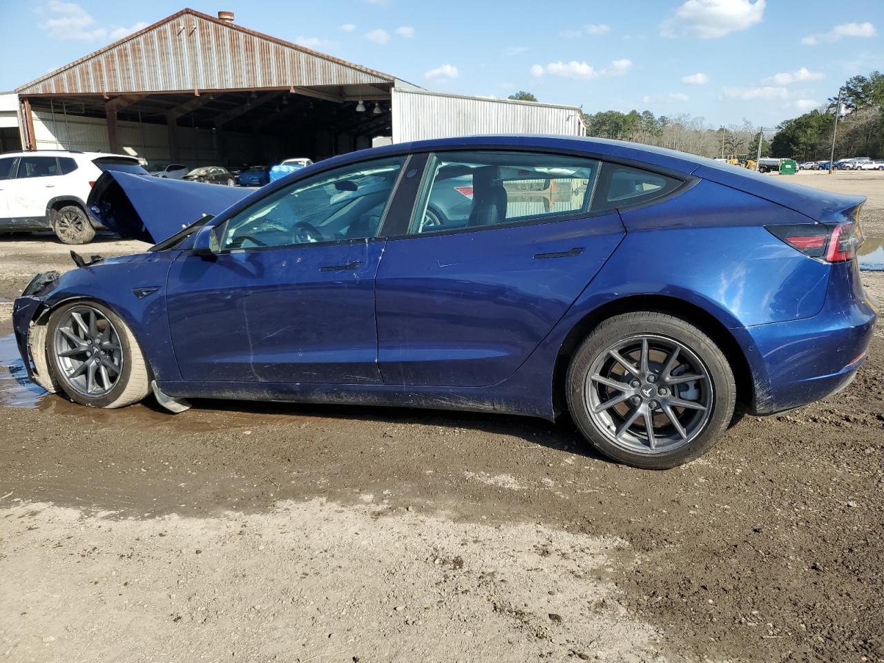2021 TESLA MODEL 3 - Image 2