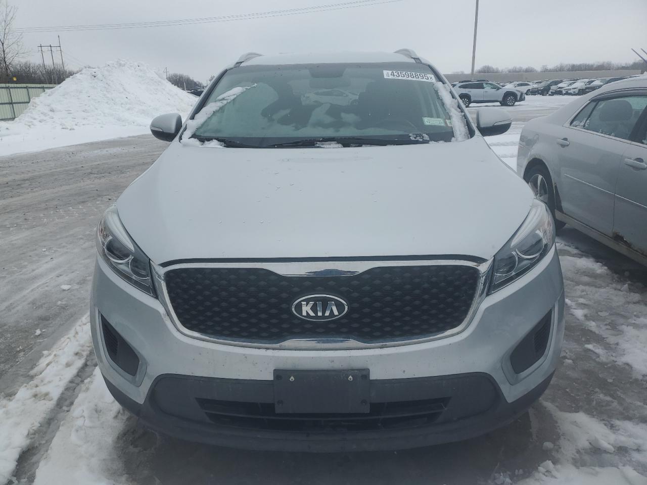 2017 KIA SORENTO LX - Image 5