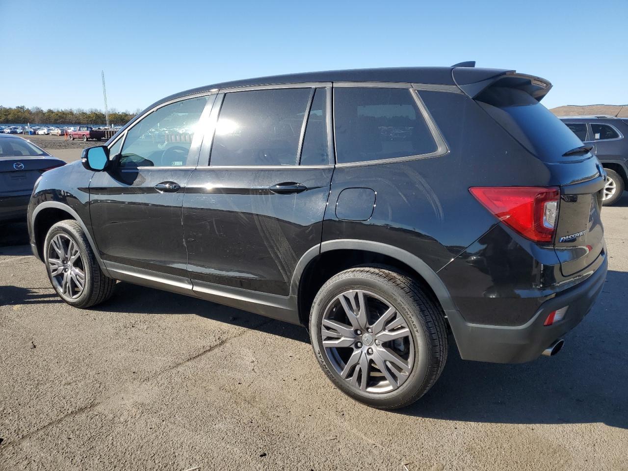 2021 HONDA PASSPORT E - Image 2