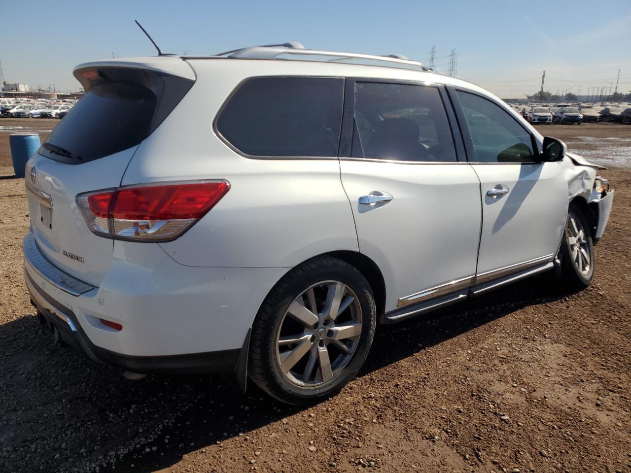 2013 NISSAN PATHFINDER - Фото 3