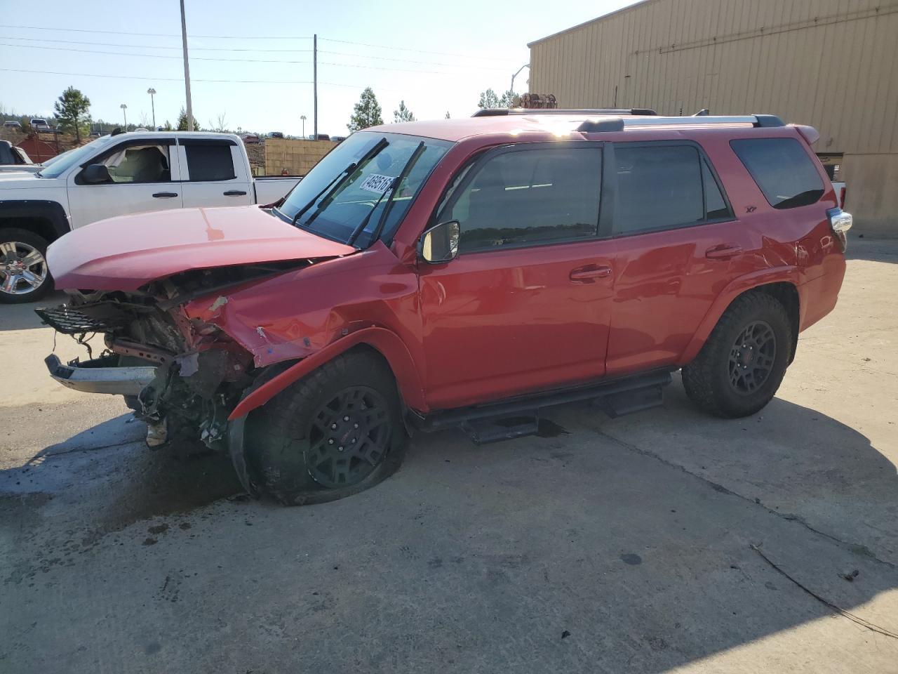 2022 TOYOTA 4RUNNER SR