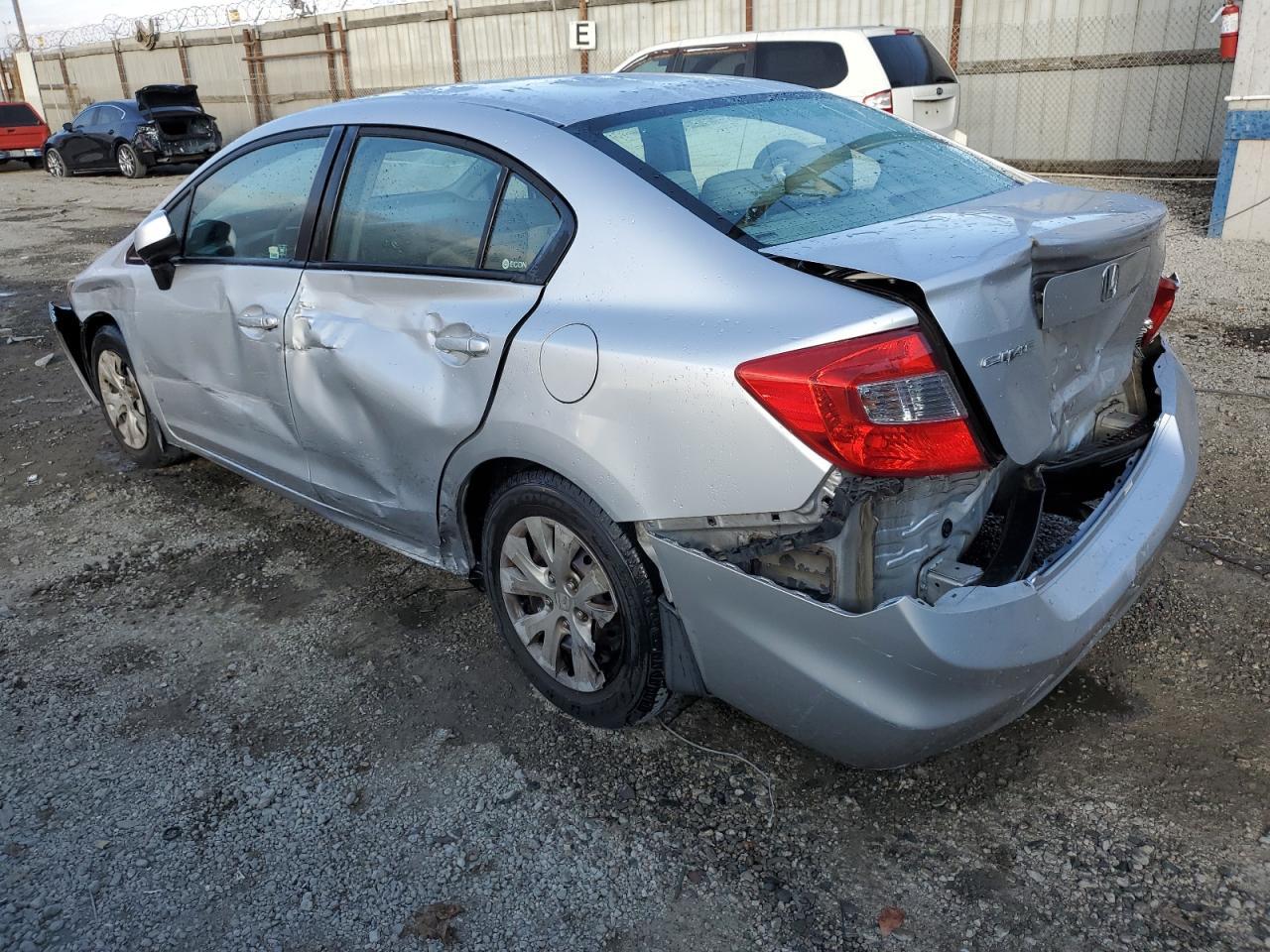 2012 HONDA CIVIC LX - Фото 2