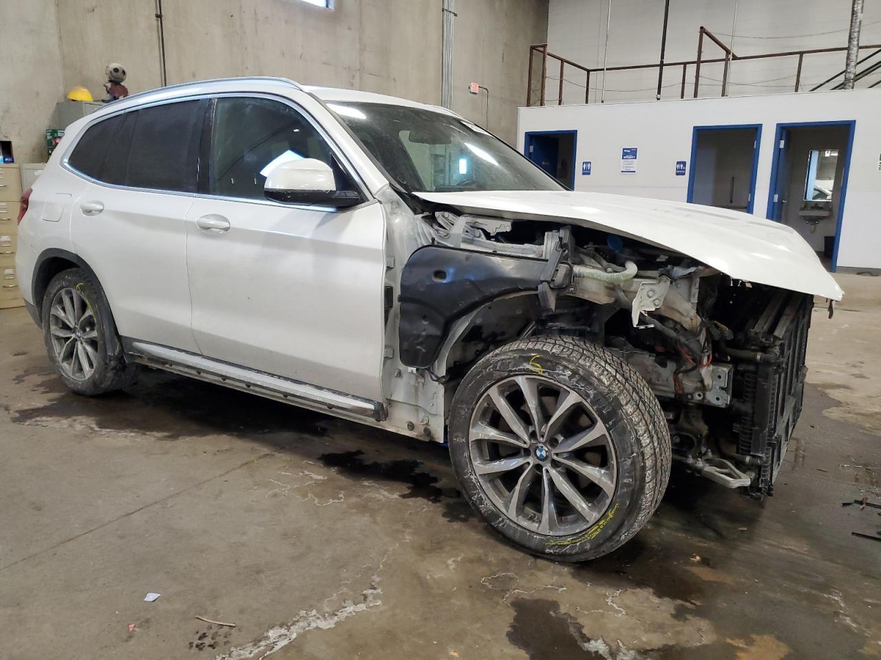 2019 BMW X3 XDRIVE3 - Фото 4