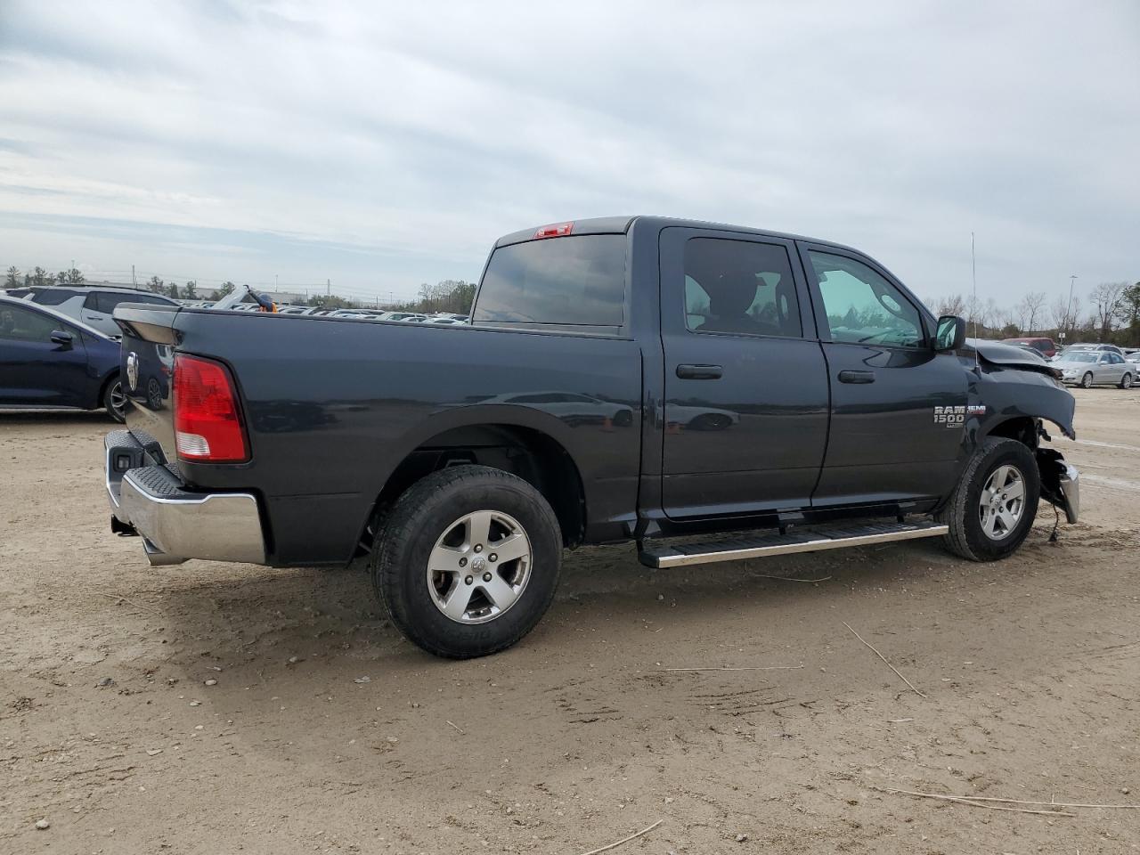 2020 RAM 1500 CLASS - Фото 3