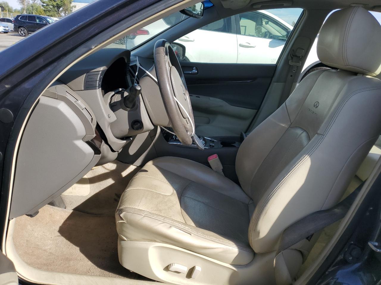 2011 INFINITI G37 BASE - Image 7