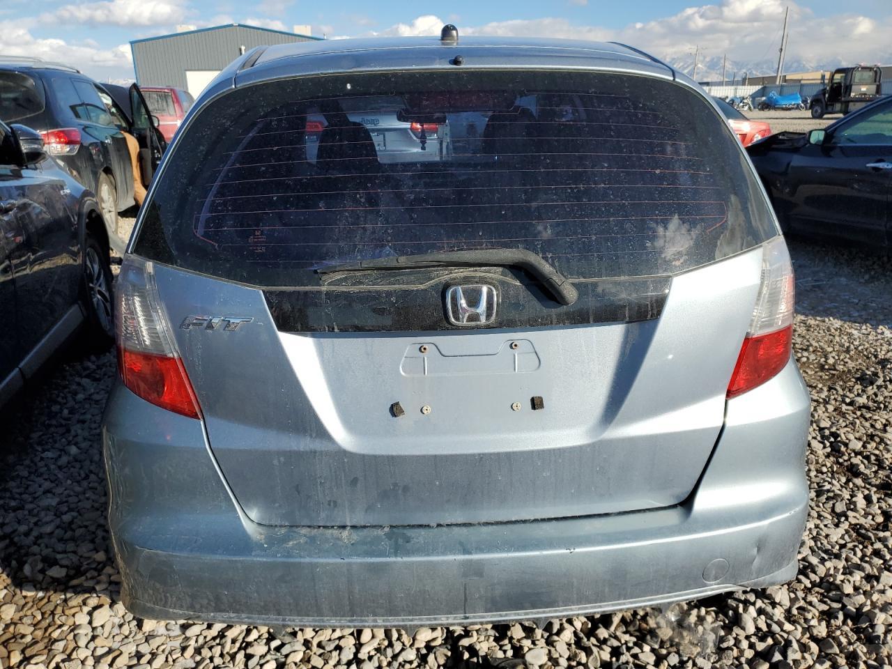 2011 HONDA FIT - Фото 6
