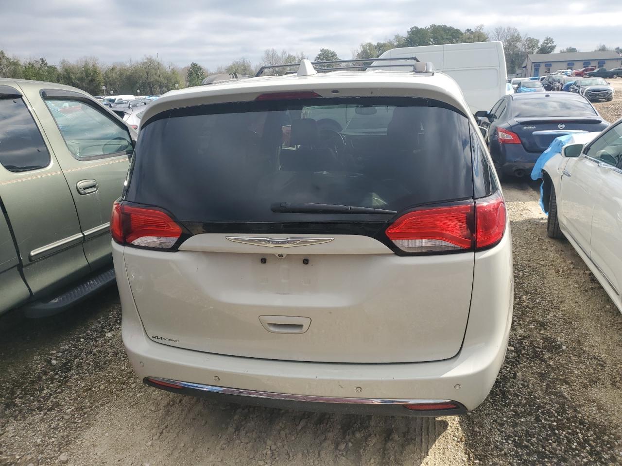 2017 CHRYSLER PACIFICA T - Фото 6