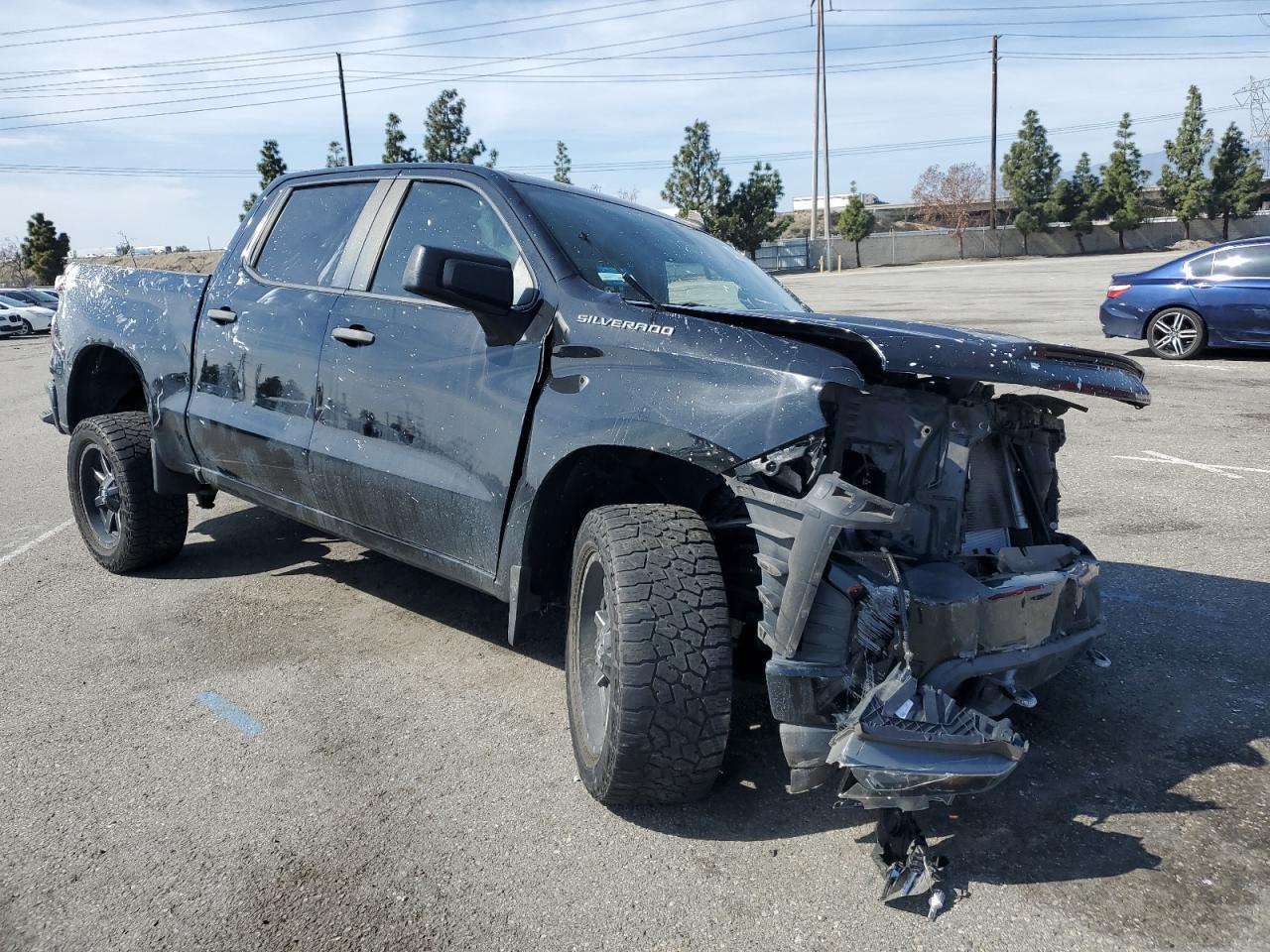 2019 CHEVROLET SILVERADO - Image 4