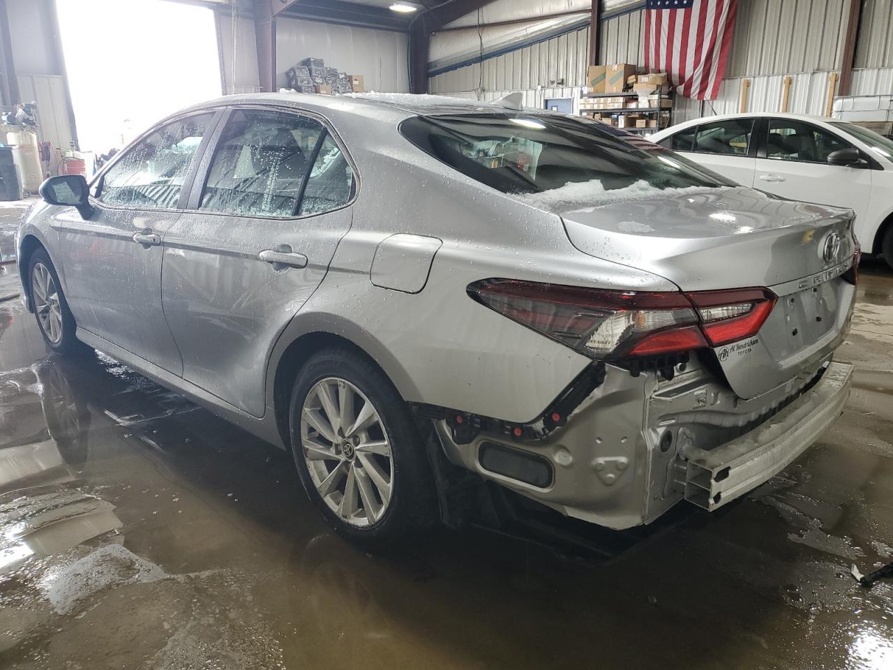 2023 TOYOTA CAMRY LE - Фото 2