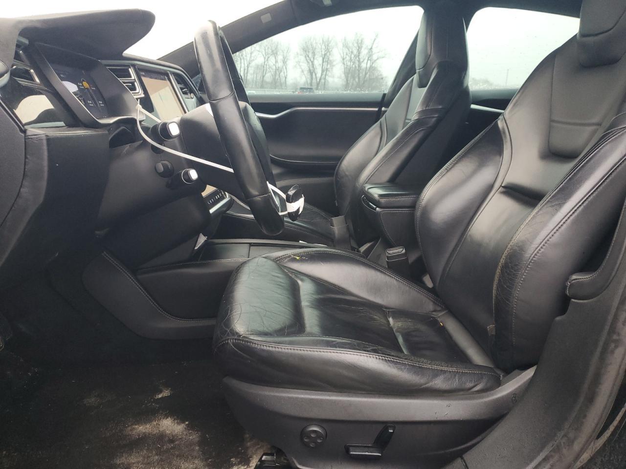 2015 TESLA MODEL S 85 - Image 7