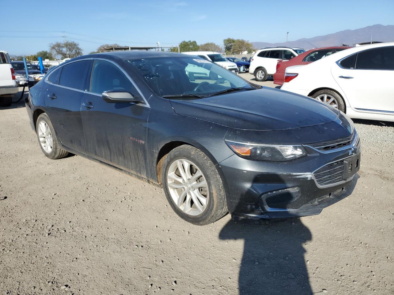 2017 CHEVROLET MALIBU LT - Image 4