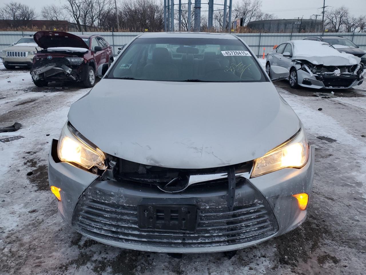 2016 TOYOTA CAMRY LE - Фото 5