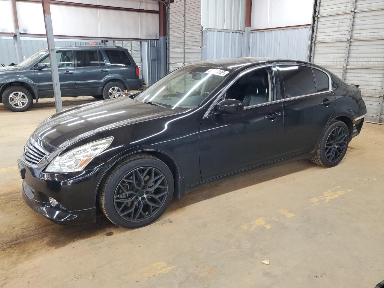 2011 INFINITI G37