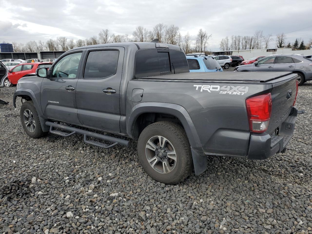 2017 TOYOTA TACOMA DOU - Фото 2