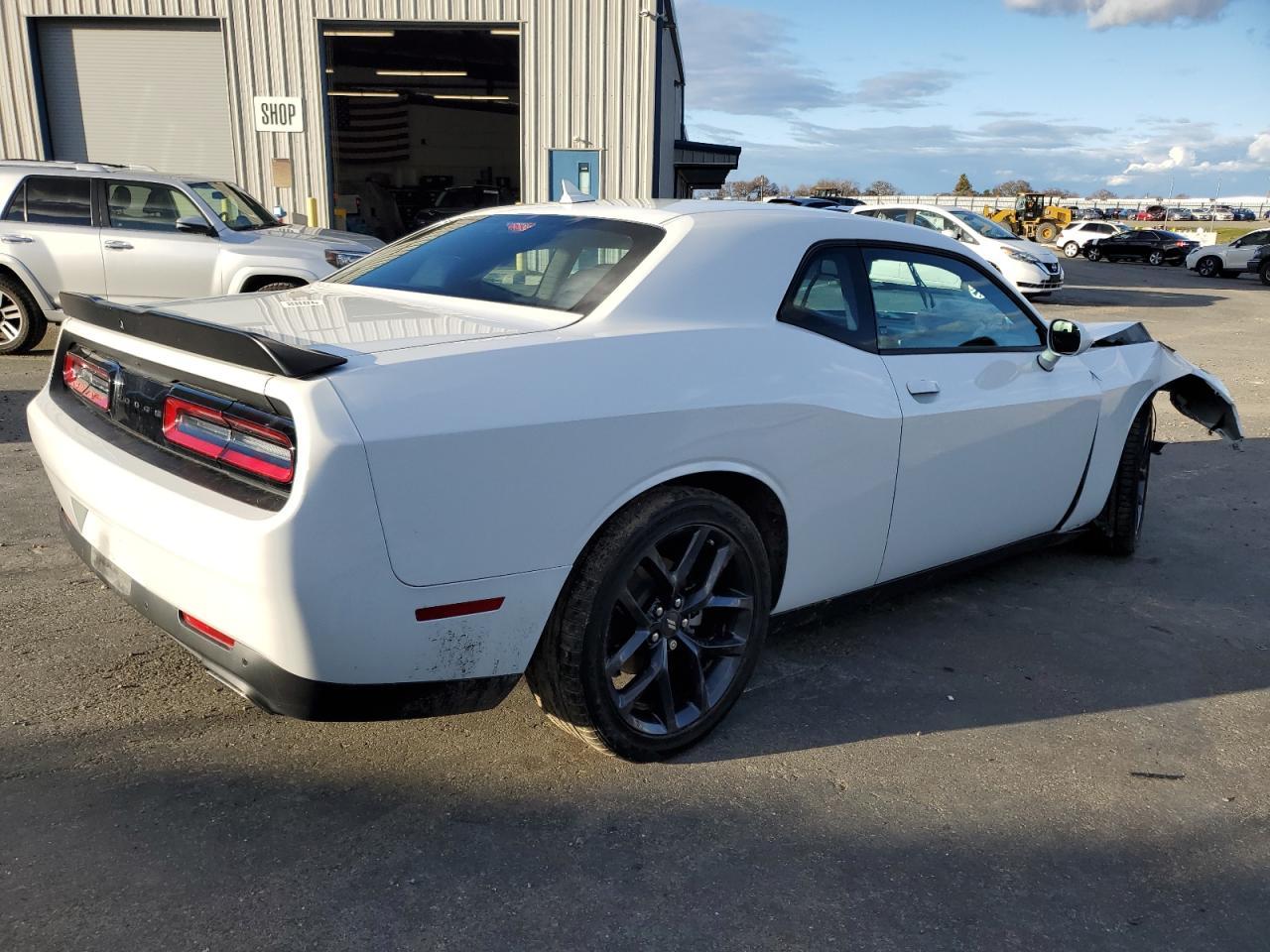 2023 DODGE CHALLENGER - Фото 3