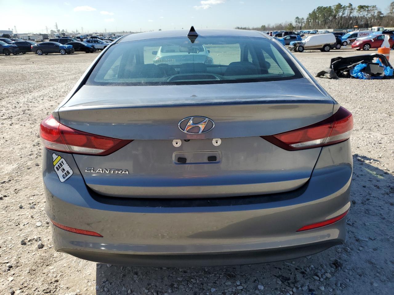 2018 HYUNDAI ELANTRA SE - Фото 6