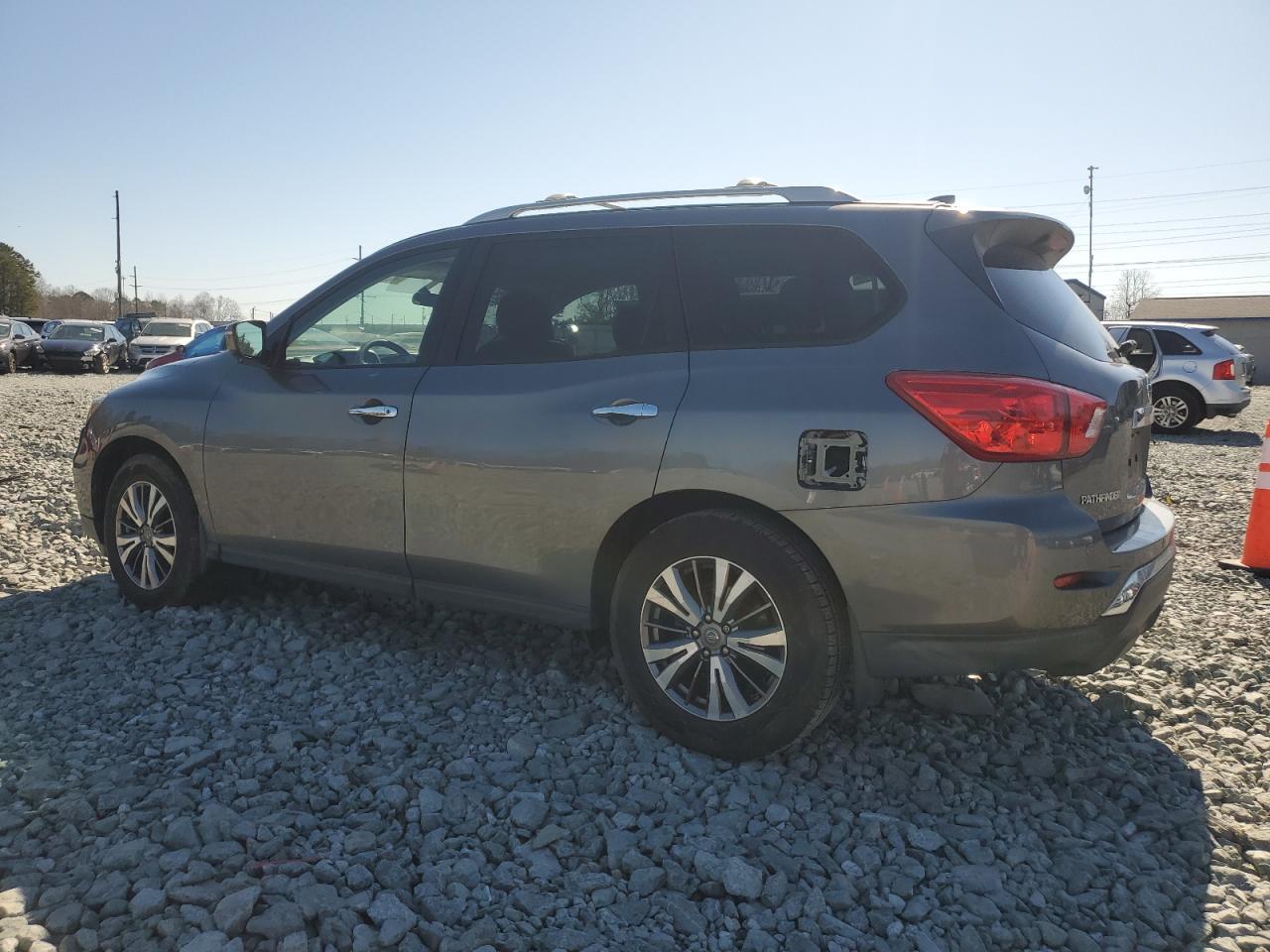 2019 NISSAN PATHFINDER - Image 2