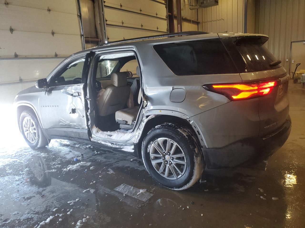 2023 CHEVROLET TRAVERSE L - Фото 2