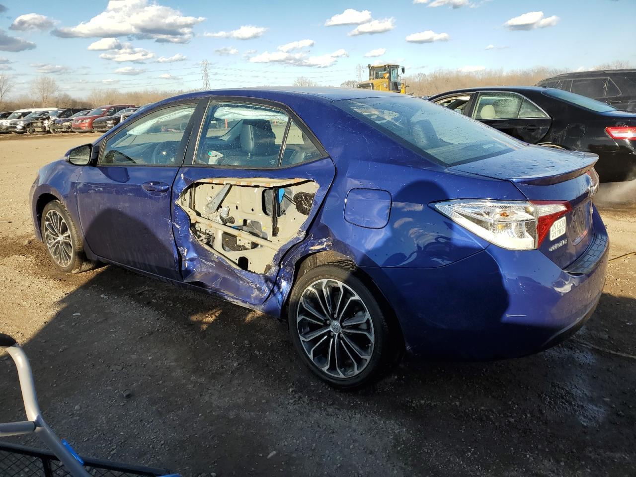2016 TOYOTA COROLLA L - Фото 2