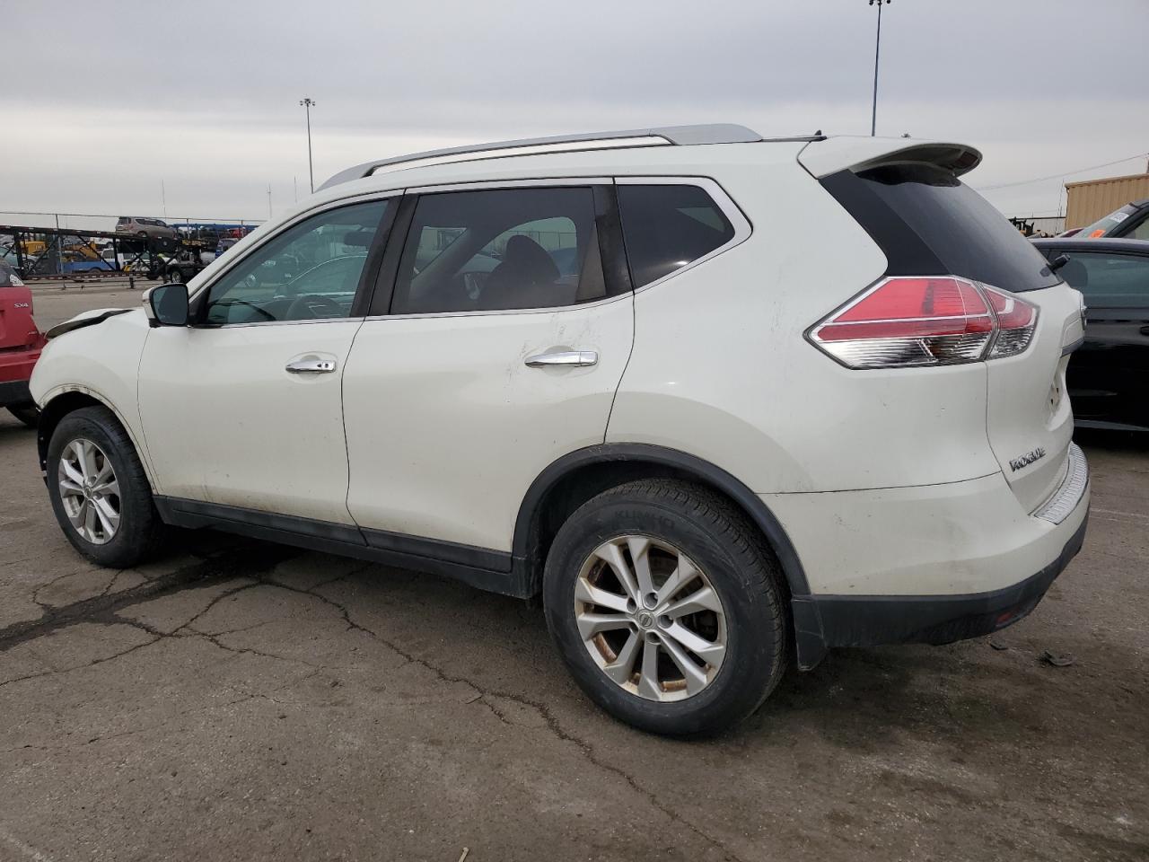 2016 NISSAN ROGUE S - Фото 2