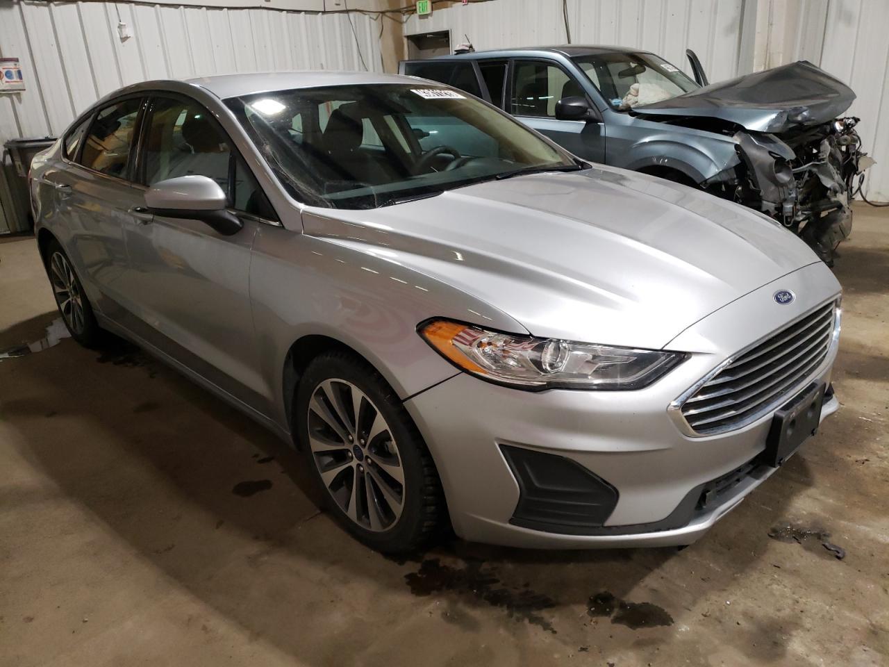 2020 FORD FUSION SE - Image 4