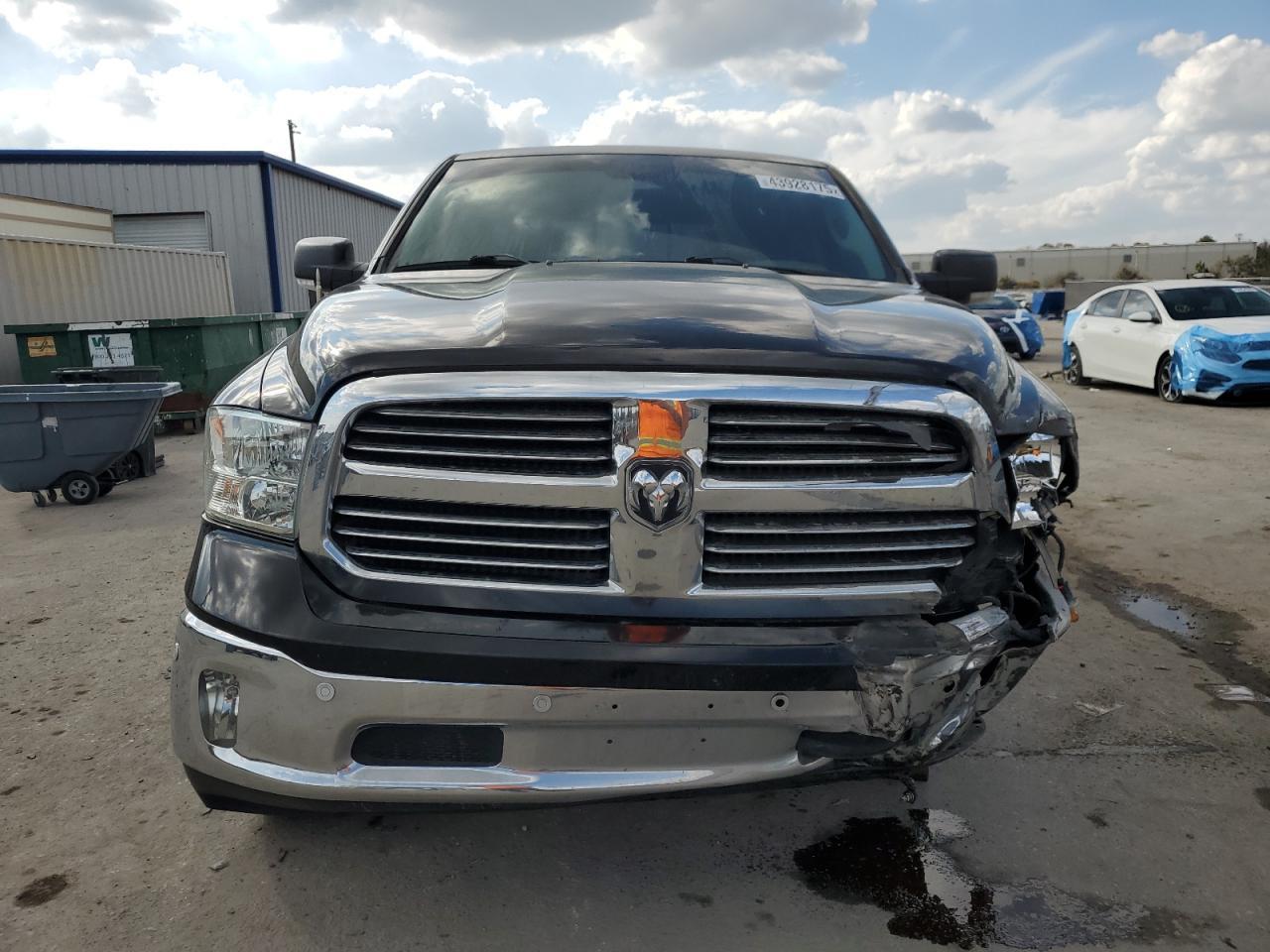 2019 RAM 1500 CLASS - Image 5