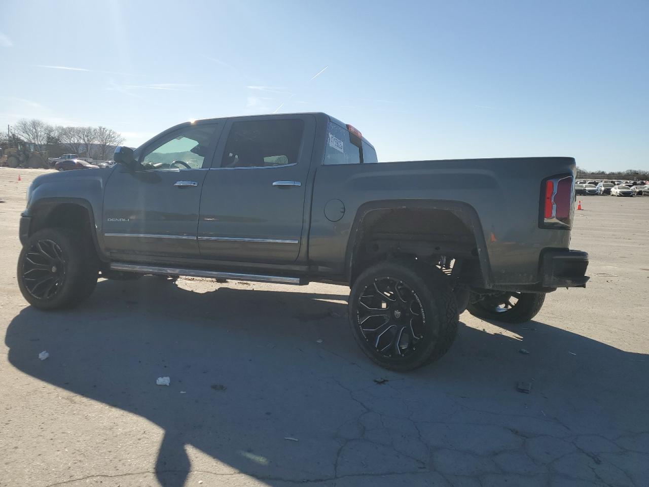 2018 GMC SIERRA K15 - Фото 2
