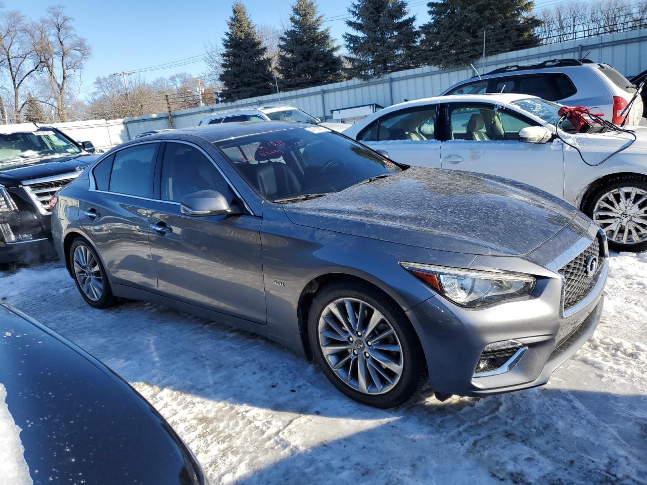 2018 INFINITI Q50 LUXE - Фото 4