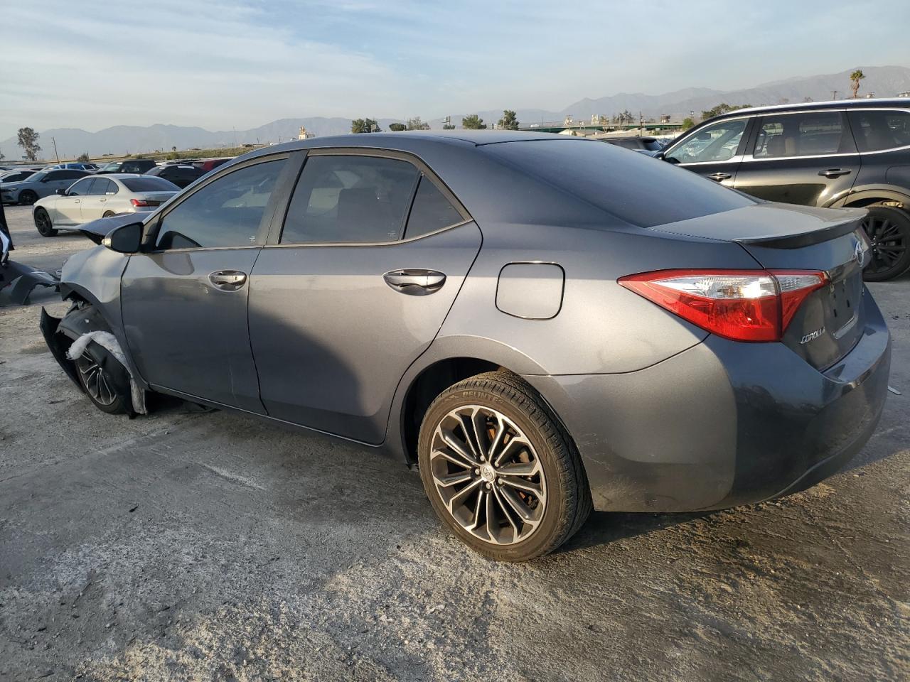 2016 TOYOTA COROLLA L - Image 2