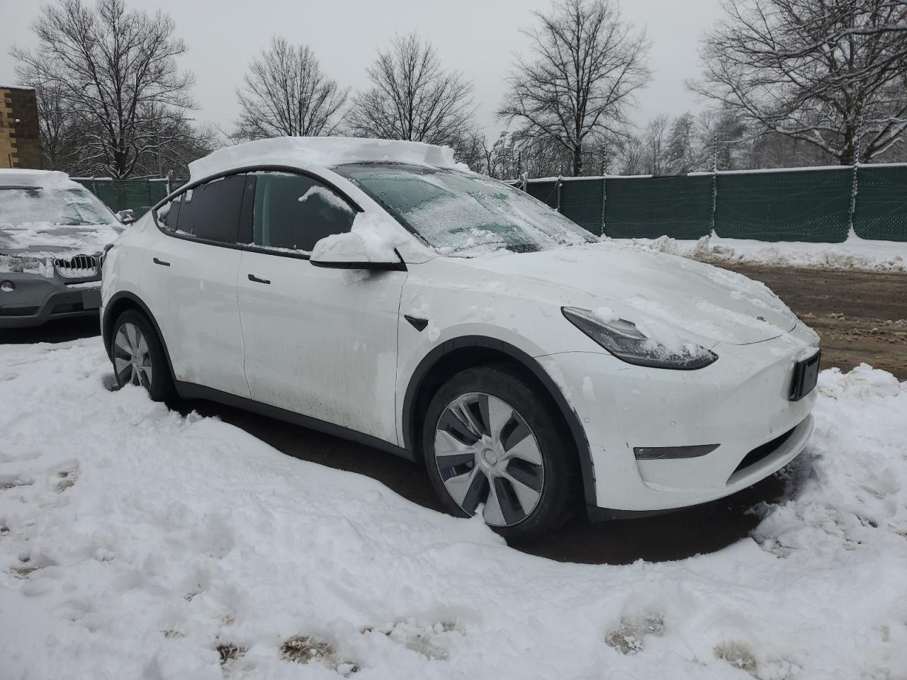 2022 TESLA MODEL Y - Image 4