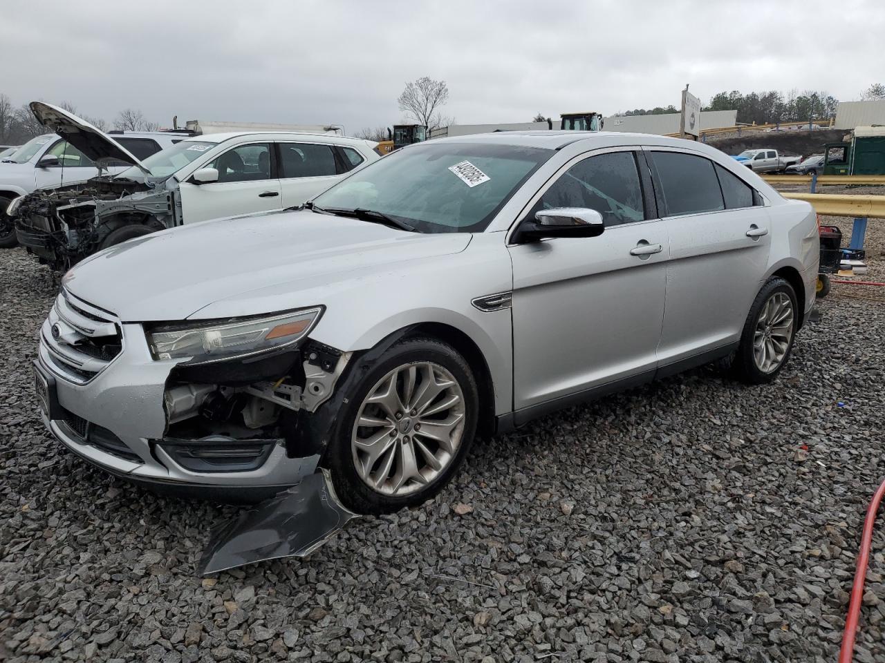 2013 FORD TAURUS LIM
