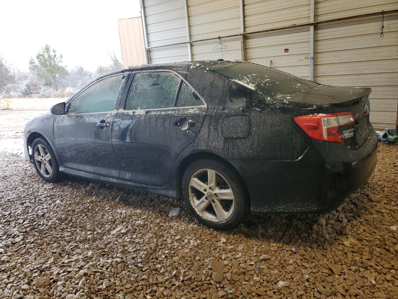 2013 TOYOTA CAMRY L - Фото 2