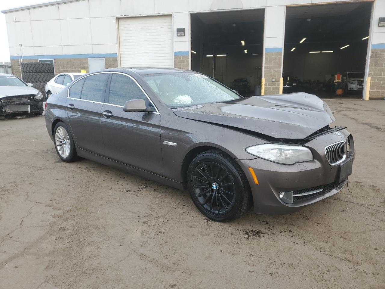 2013 BMW 535 XI - Image 4