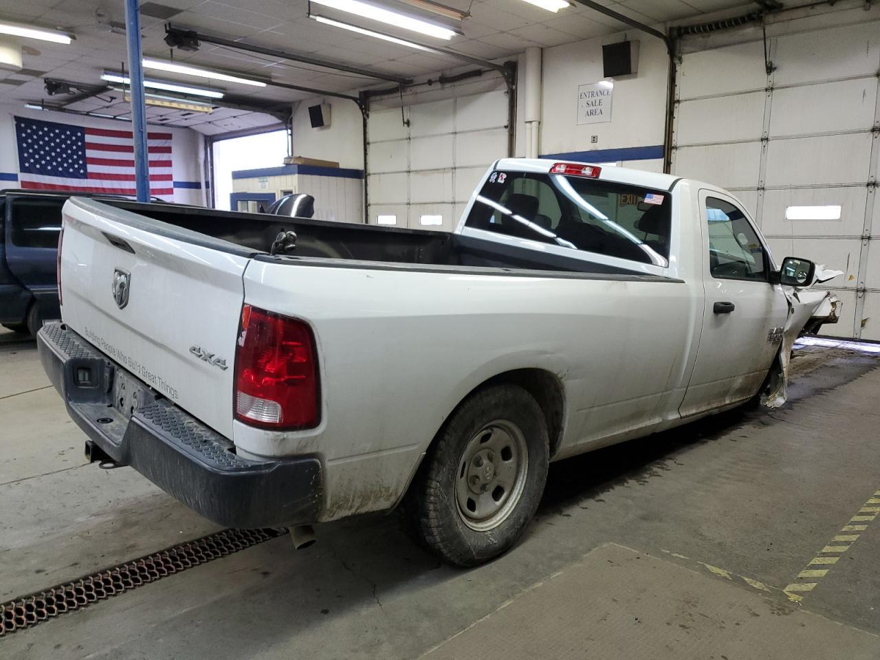 2020 RAM 1500 CLASS - Image 3